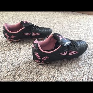 Women’s Umbro Corsica Force soccer cleats